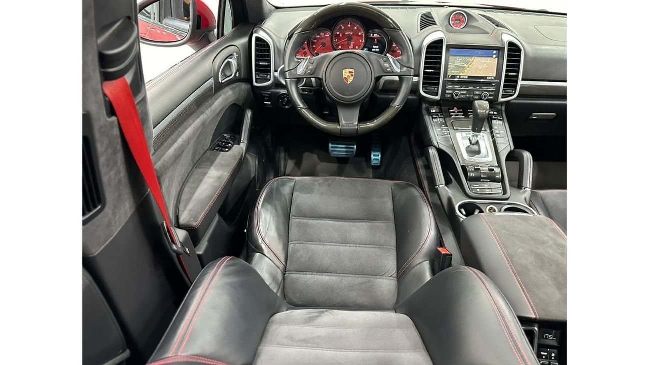 بورش كايان 2013 Porsche Cayenne GTS, Service History, Excellent Condition, GCC