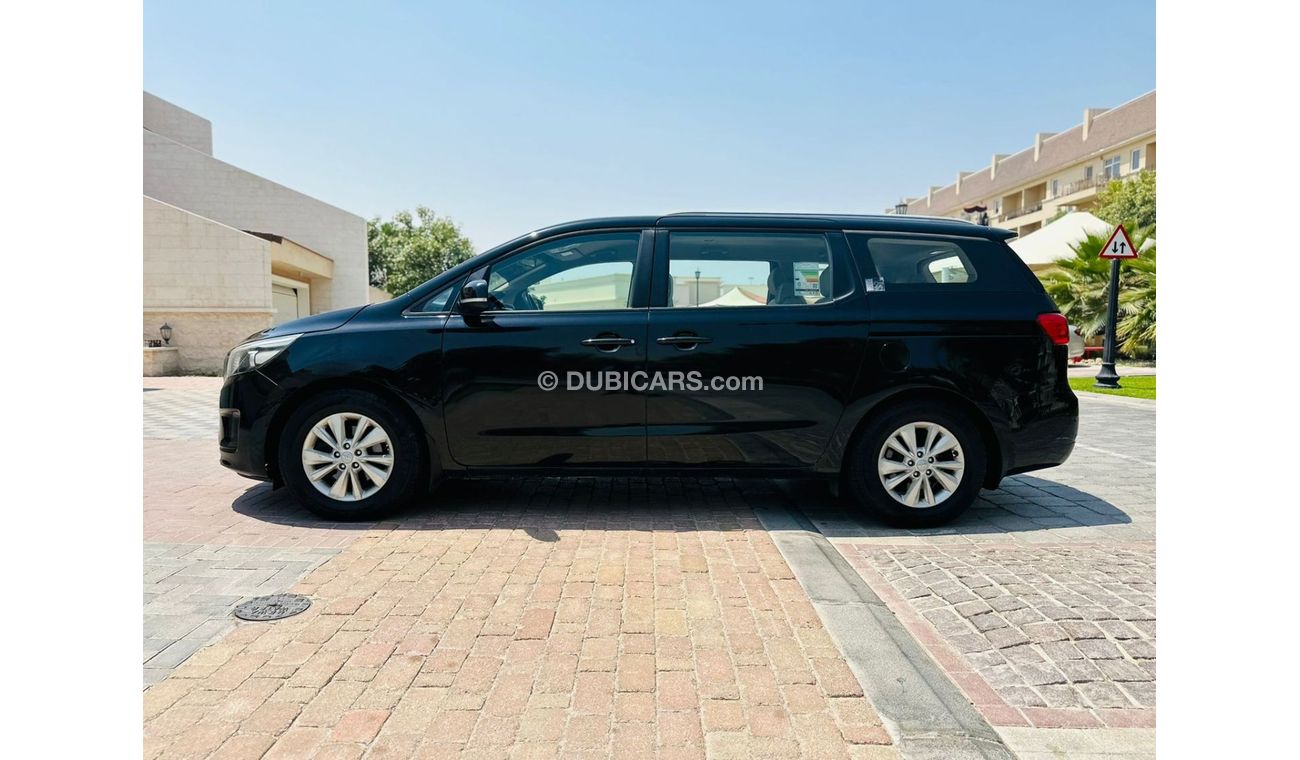 Kia Carnival 1000 PM || GRAND CARNIVAL 3.3 V6 LX || GCC || 0% DP || WELL MAINTAINED