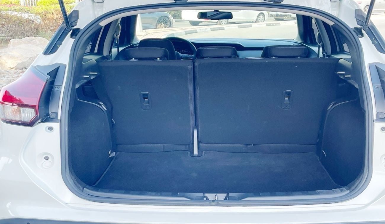 Nissan Kicks SV 1.6L -4CYL AW ROSTAMANI