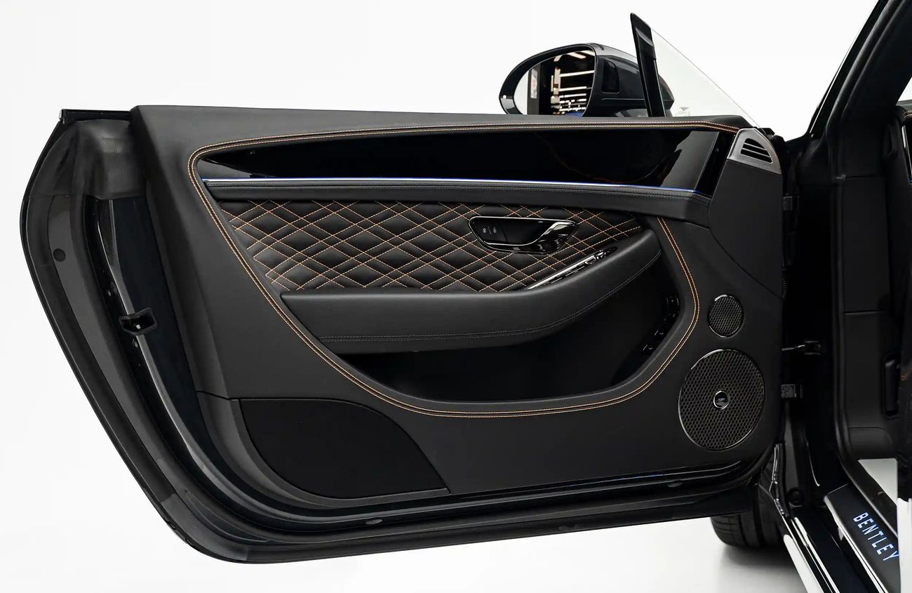 بنتلي كونتيننتال 4.0 V8 TFSi Engine + eMotors