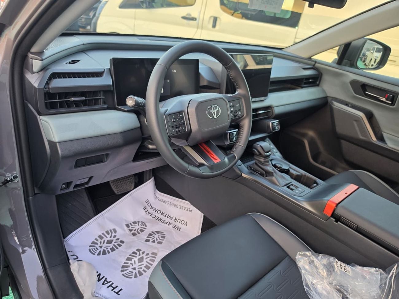 تويوتا راف ٤ Toyota RAV4 AXAL64 Hybrid 2026 – 2.5 لتر AWD | هايبرد | 5 أبواب | فل أوبشن