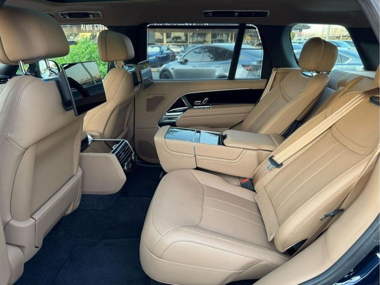 Land Rover Range Rover Autobiography P530 4.4L BRABUS EDITTION LONG WHEEL BASE