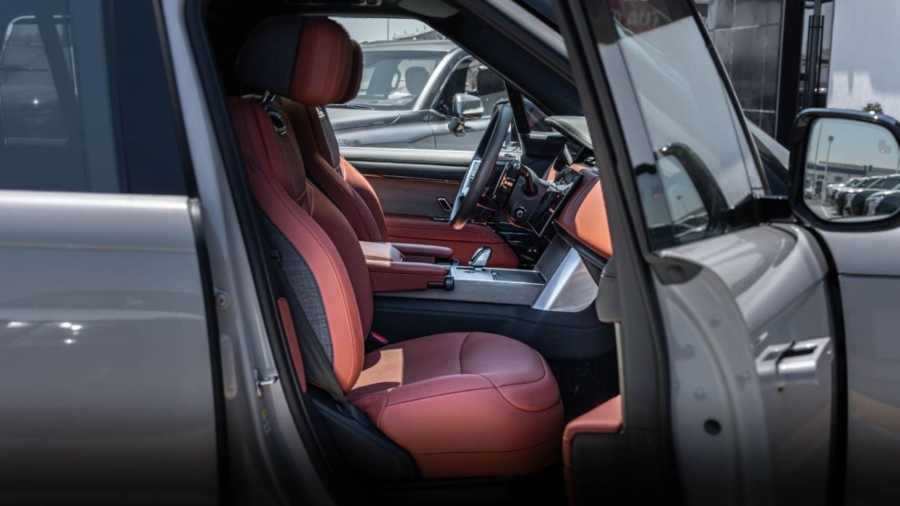 لاند روفر رينج روفر Range Rover SV P615 SWB 2026