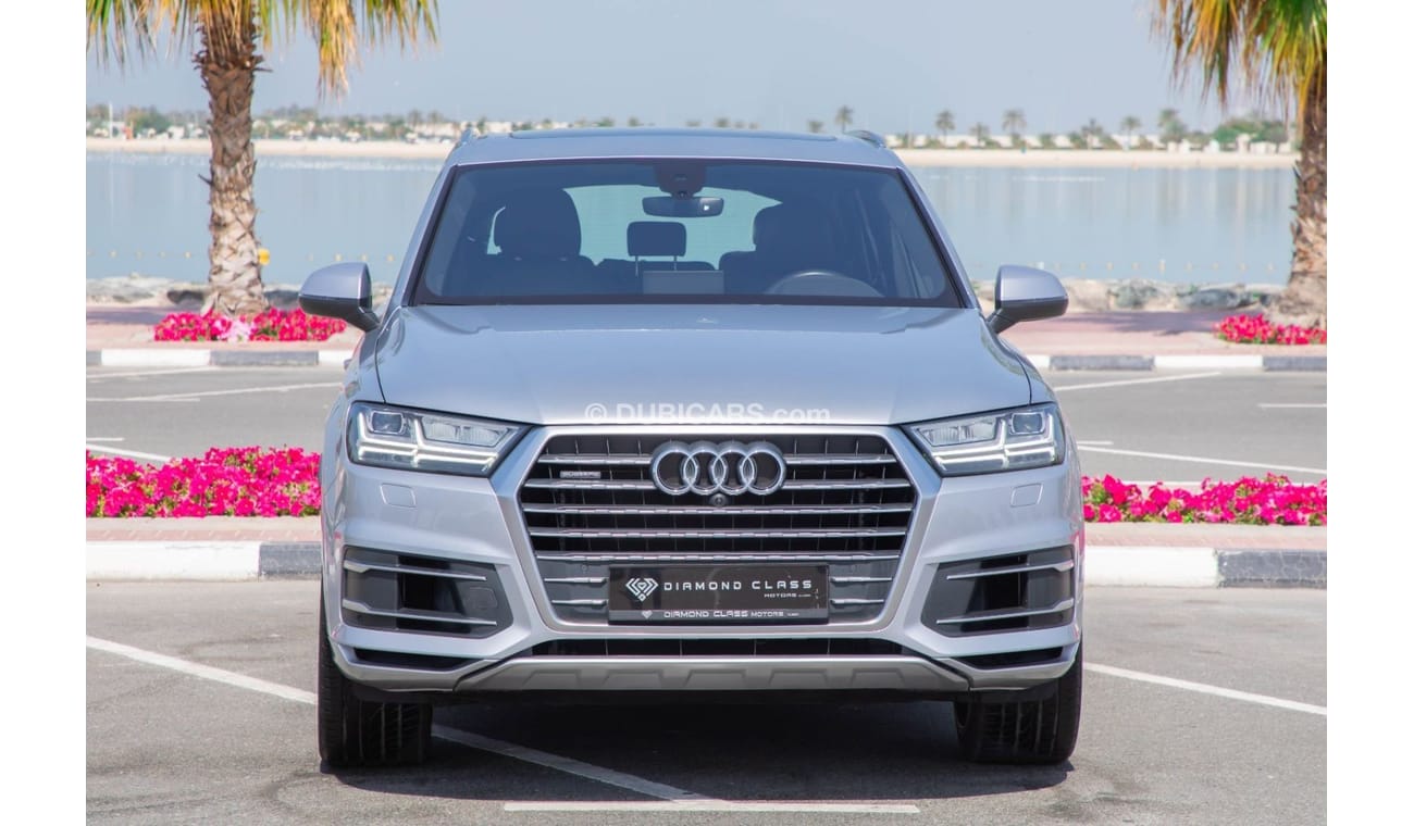 Audi Q7 45 TFSI quattro Audi Q7 TFSI 45 quattro Panoramic  2018 GCC Under Warranty