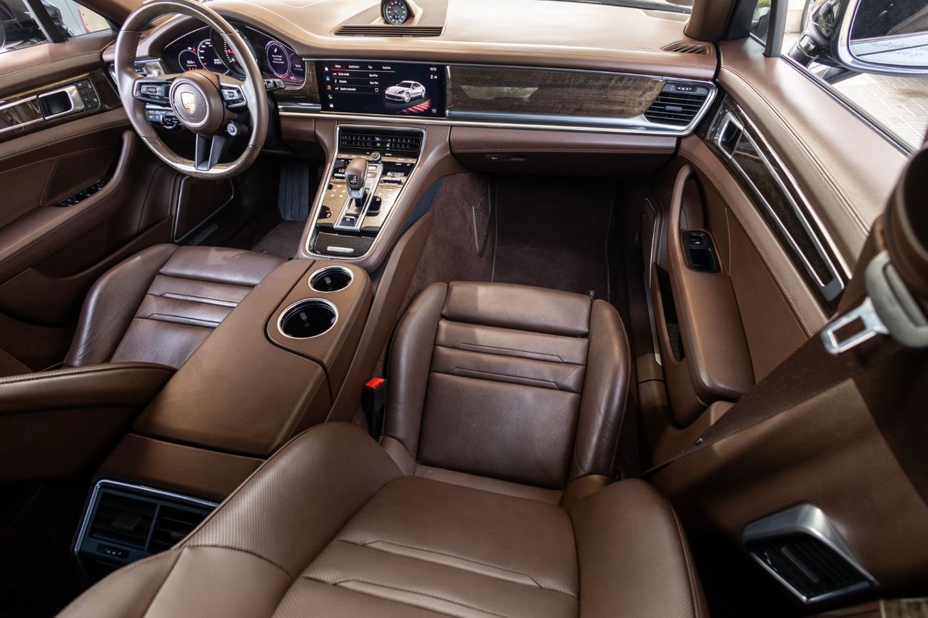 Porsche Panamera Std 3.0L (325 HP)