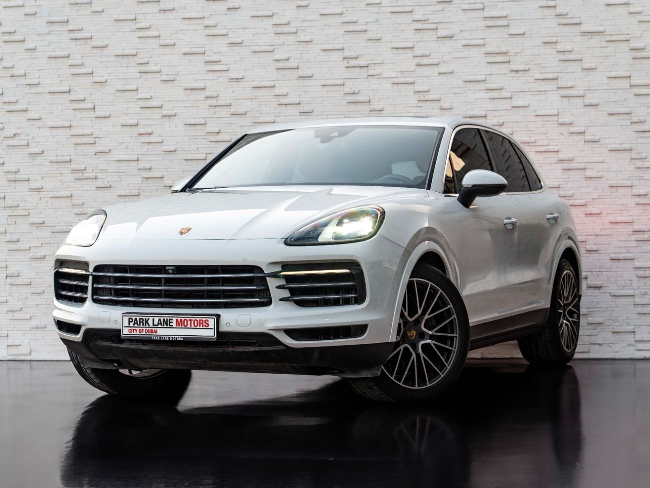Porsche Cayenne S 2.9L (440 HP)