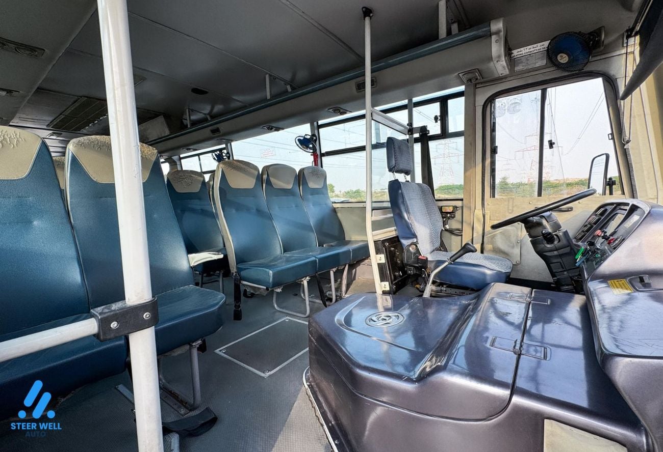 Ashok Leyland Falcon 5.7L – 64 Passenger Bus – Excellent Condition