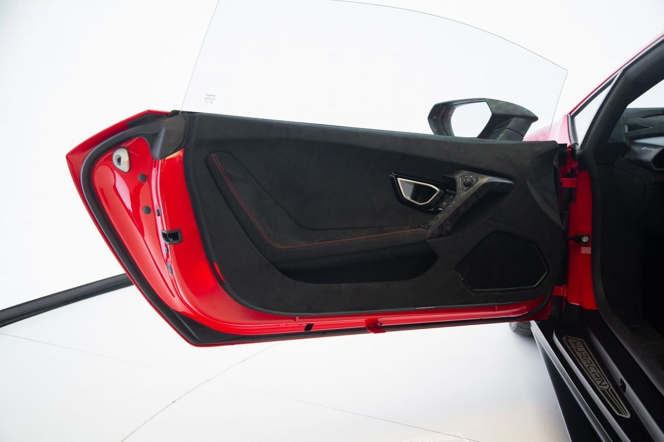 لامبورغيني هوراكان PERFORMANTE