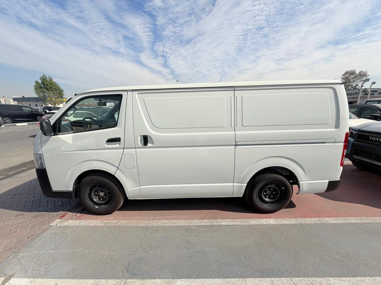 Toyota Hiace GL -Standard Roof  Panal Van 2.7L