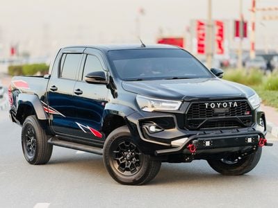 تويوتا هيلوكس Toyota Hilux GR Sport 2.7L V4