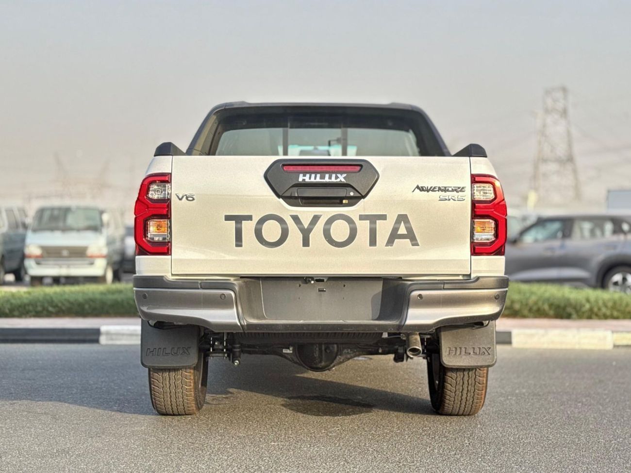 Toyota Hilux Toyota pickup Hilux adventure 2025 Petro engine 4.0L LHD fully automatic 4x4 Petro engine