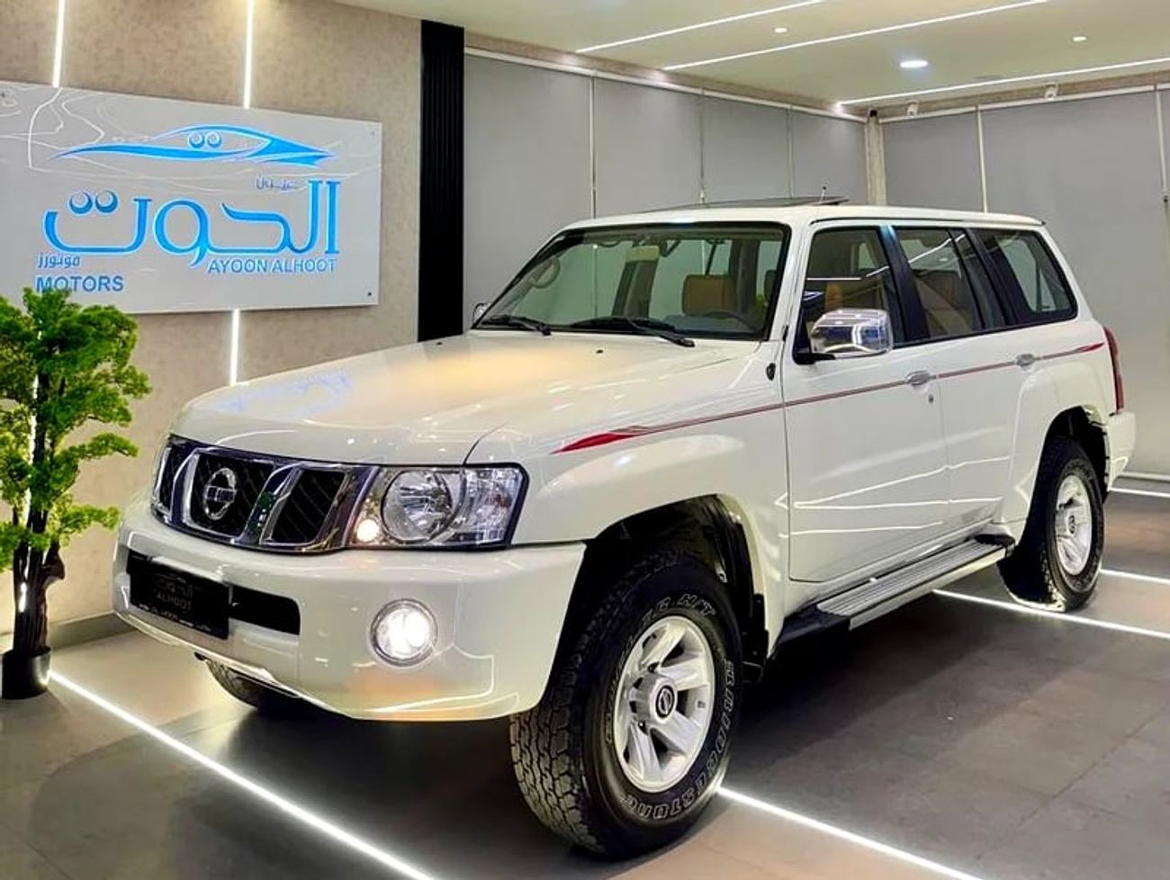 Nissan Patrol Safari Super Safari 4.8L M/T PATROL SUPER SAFARI || GCC ||DEPENDABLE | GREAT FAMILIES | EXCELLENT PERFORMAN