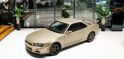 Nissan Skyline 2.6L I-6 Sequential Twin Turbocharged Engine