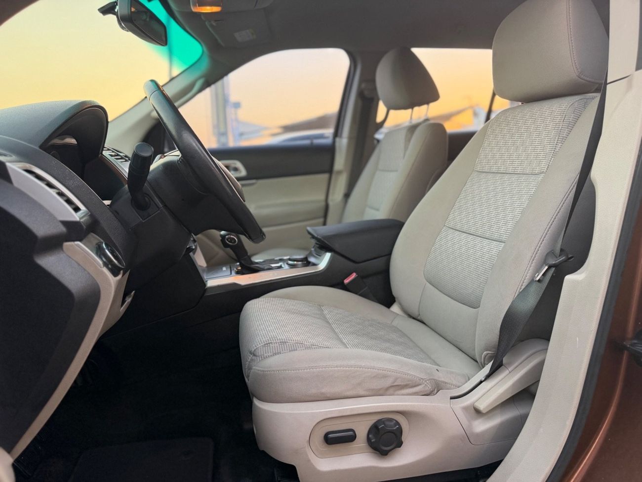 Ford Explorer XLT 3.5L