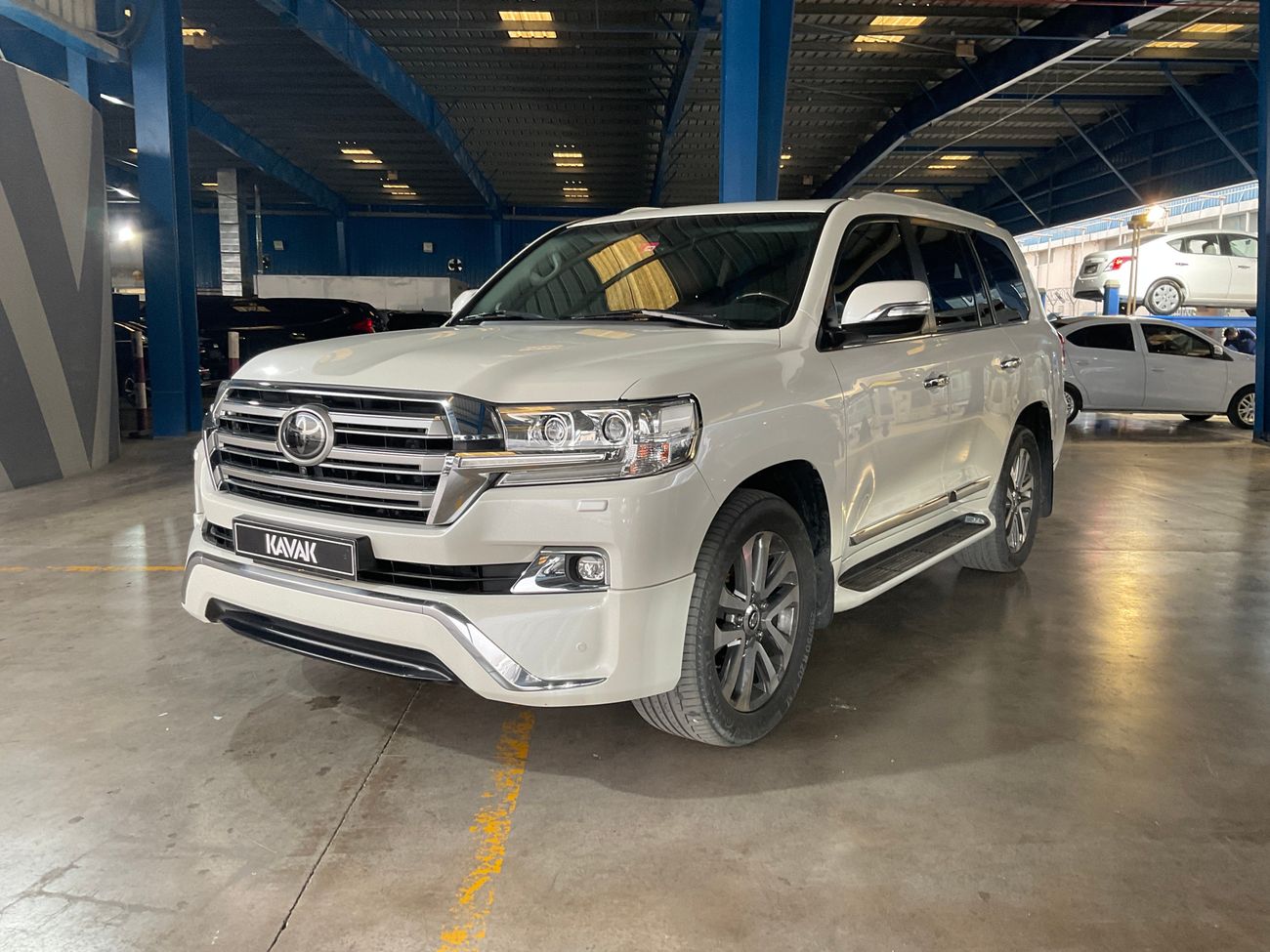 تويوتا لاند كروزر VXR | شامل الضمان | 0 ﺪﻔﻋﺓ ﺃﻮﻟﻯ