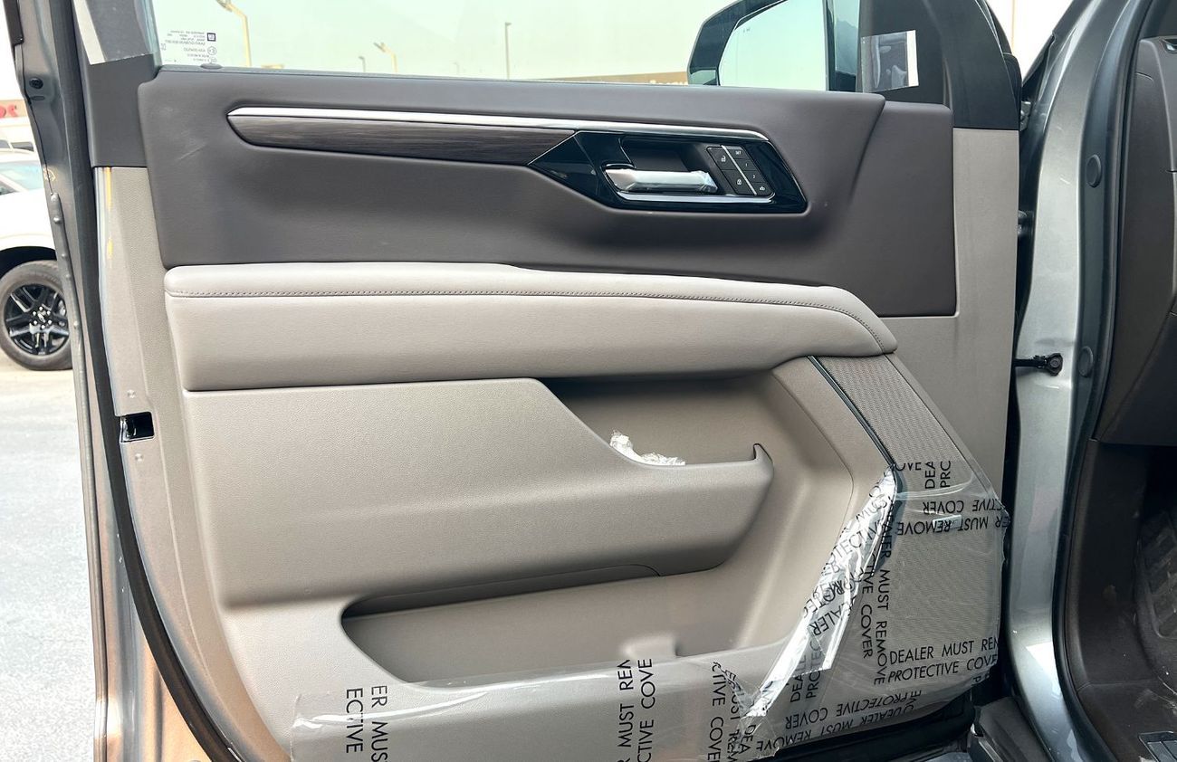 Chevrolet Tahoe Z71 2025 2.7 | V4 (Export Only)