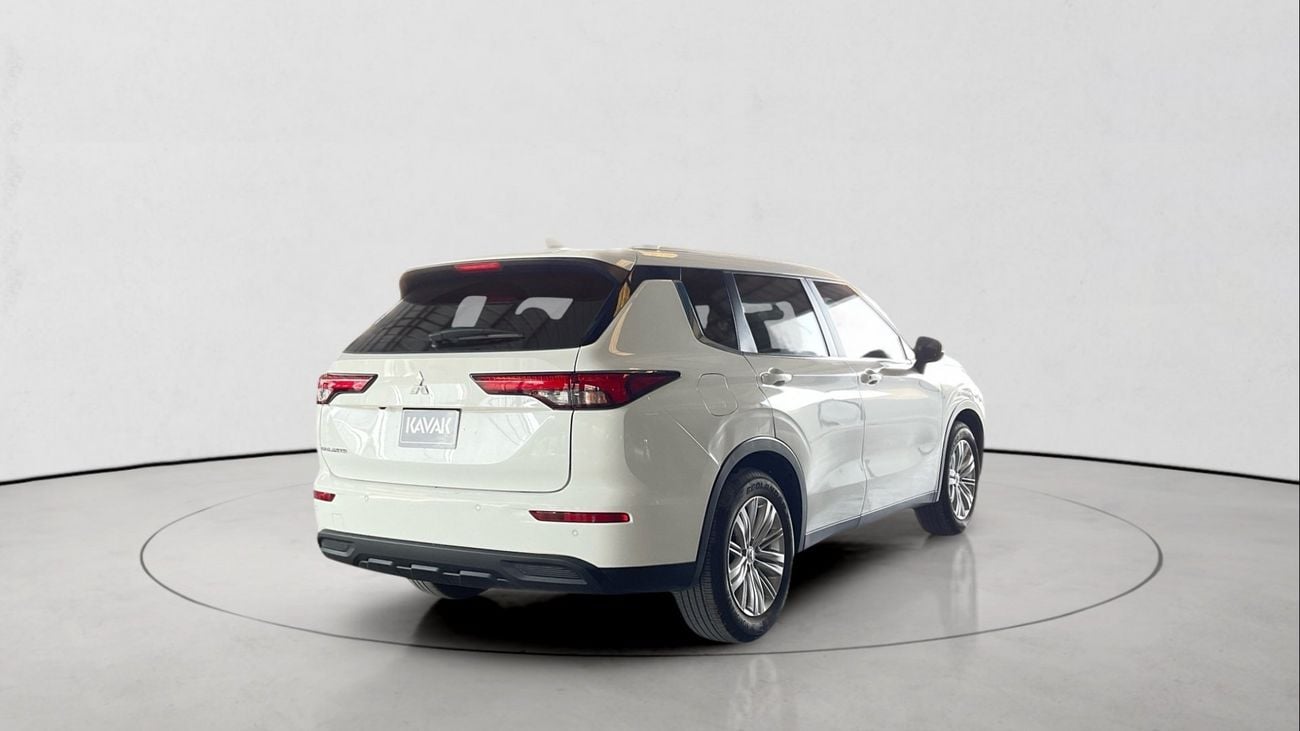 Mitsubishi Outlander 2.5 GLX AUTO 4WD 5SEAT ML FABRIC SEATS | Guaranteed Warranty | 0 Down Payment