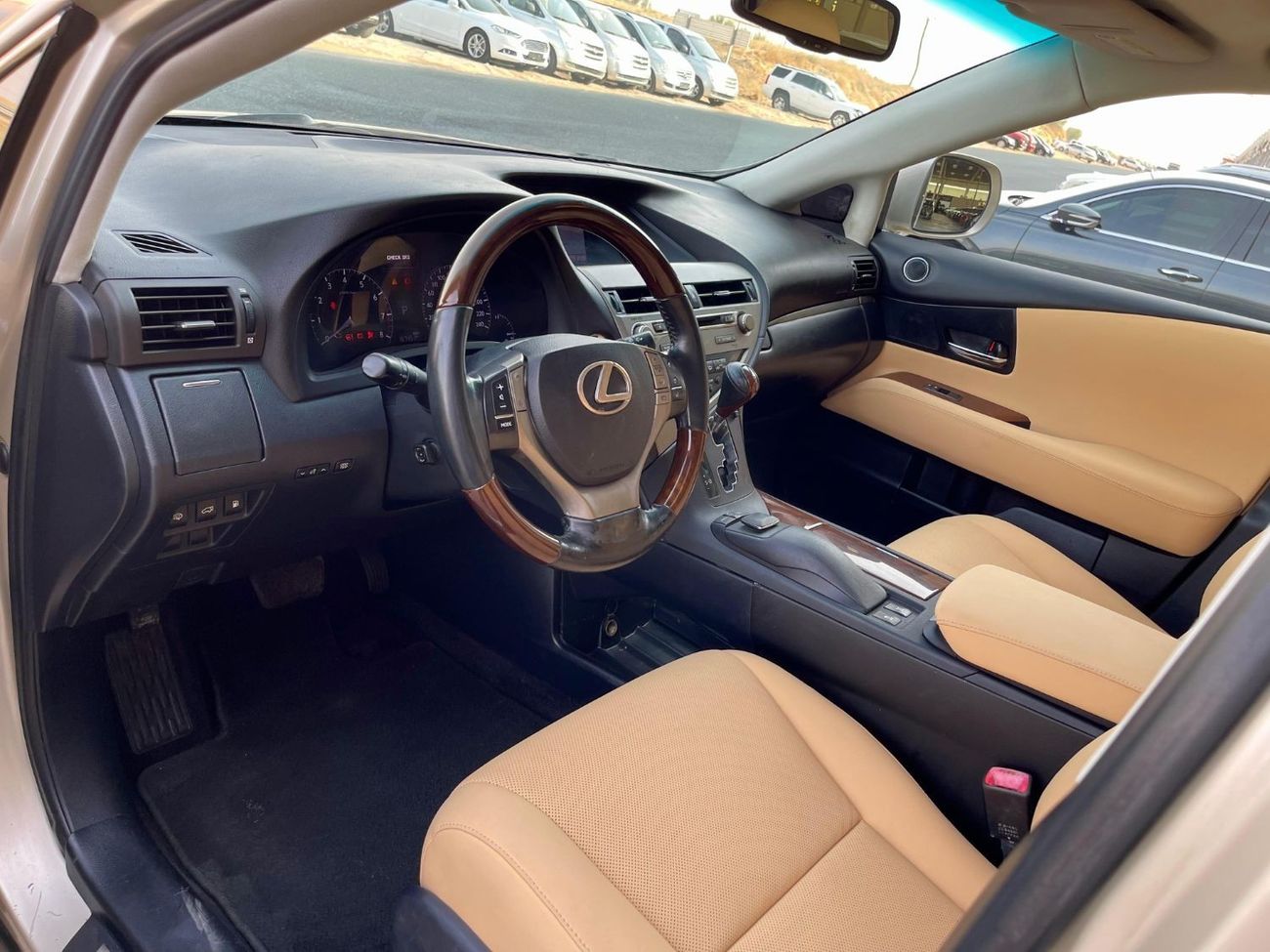 Lexus RX350 F-Sport 3.5L (275 HP) RX 350 / 4x4/GCC / F-SPORT KIT /IN EXCELLENT CONDITION