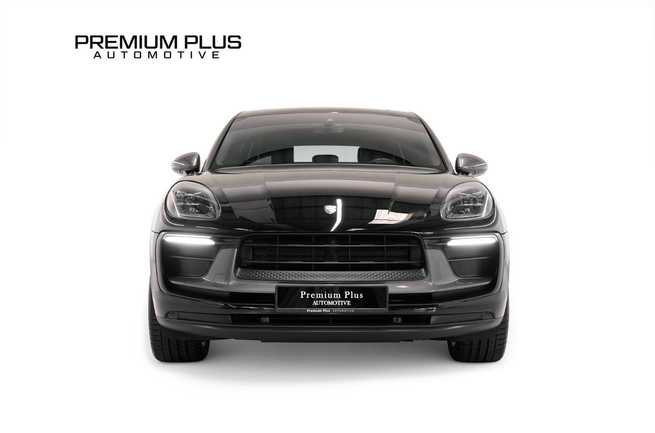 بورش ماكان T 2.0L (260 HP) 2024 Porsche Macan, Warranty, Full Porsche Service History, Sport Chrono Package, Ve