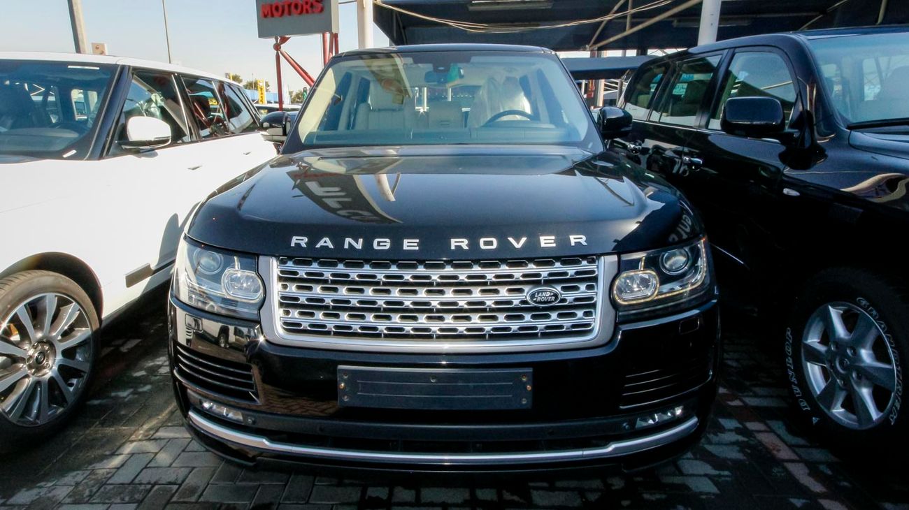 Used Land Rover Range Rover 2013 for sale in Dubai - 8119