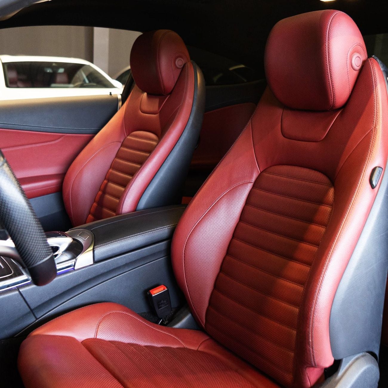 مرسيدس بنز C 200 كوبيه AED 2,299 P.M • 0% Downpayment • Mercedes C200 Coupe • 1 Year Warranty