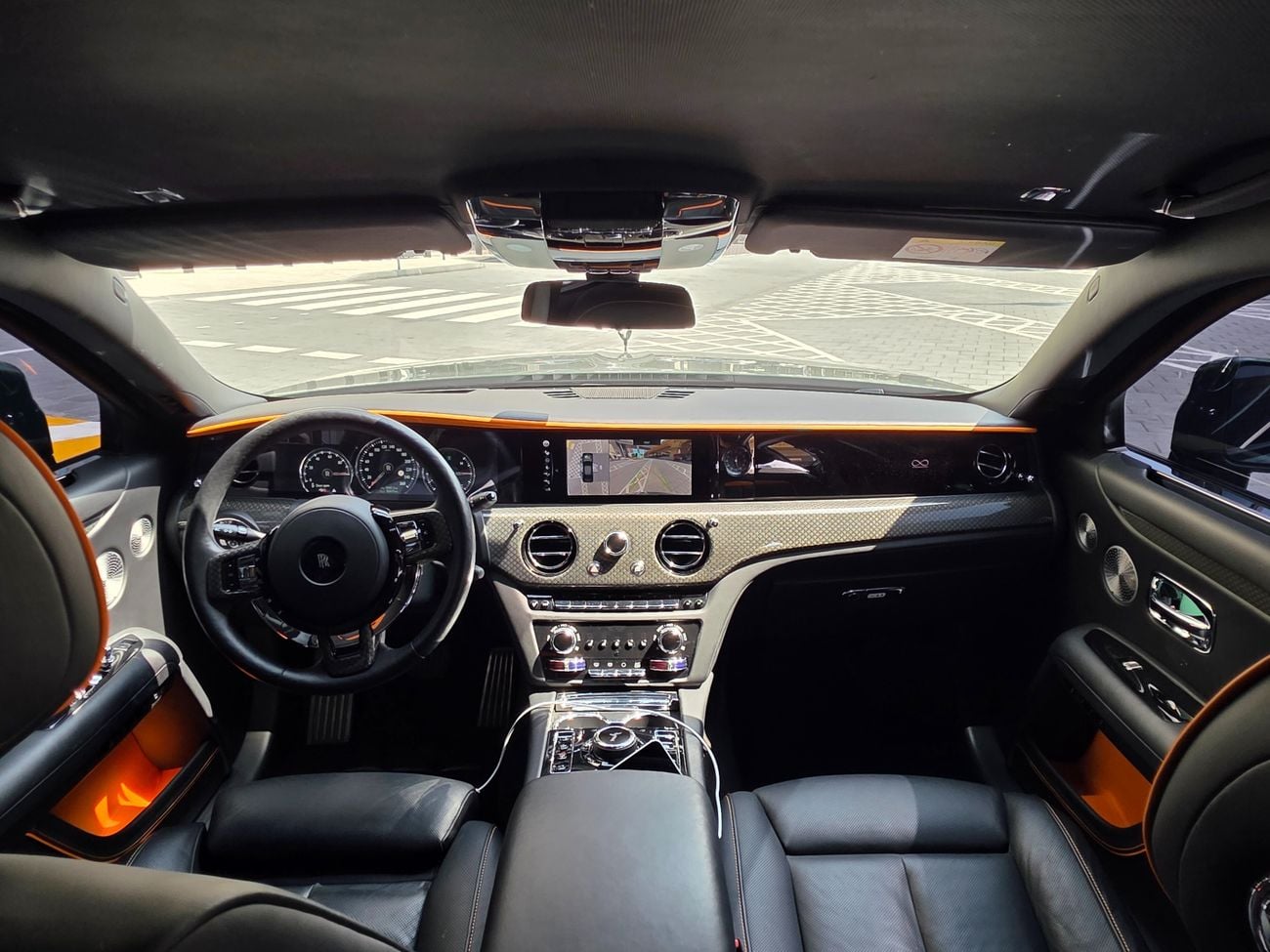 Rolls Royce Ghost BLACK BADGE 2023 GCC, Bespoke Audio, Starlight, Carbon Rims, Dealer Warranty & Service!