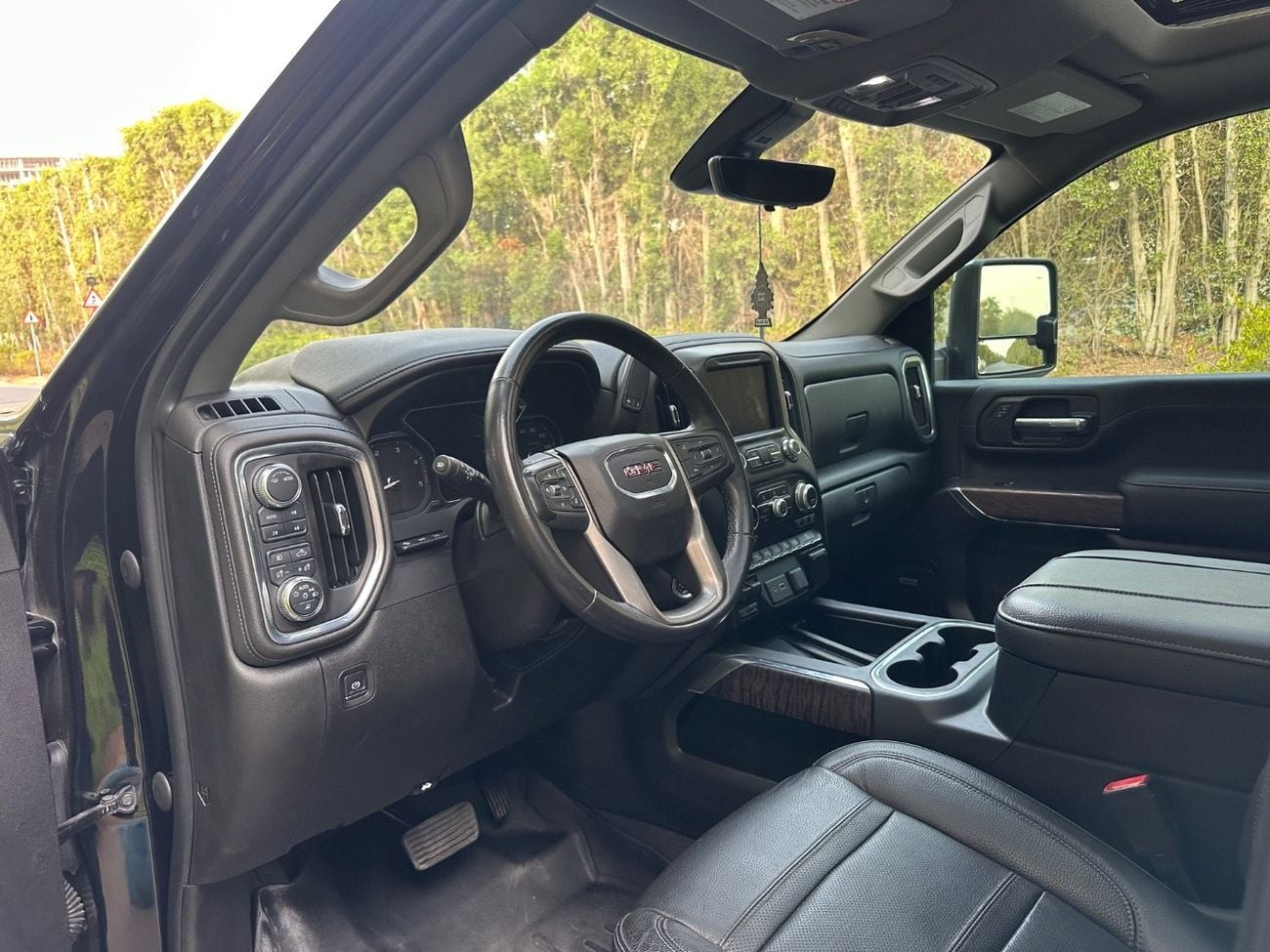 GMC Sierra