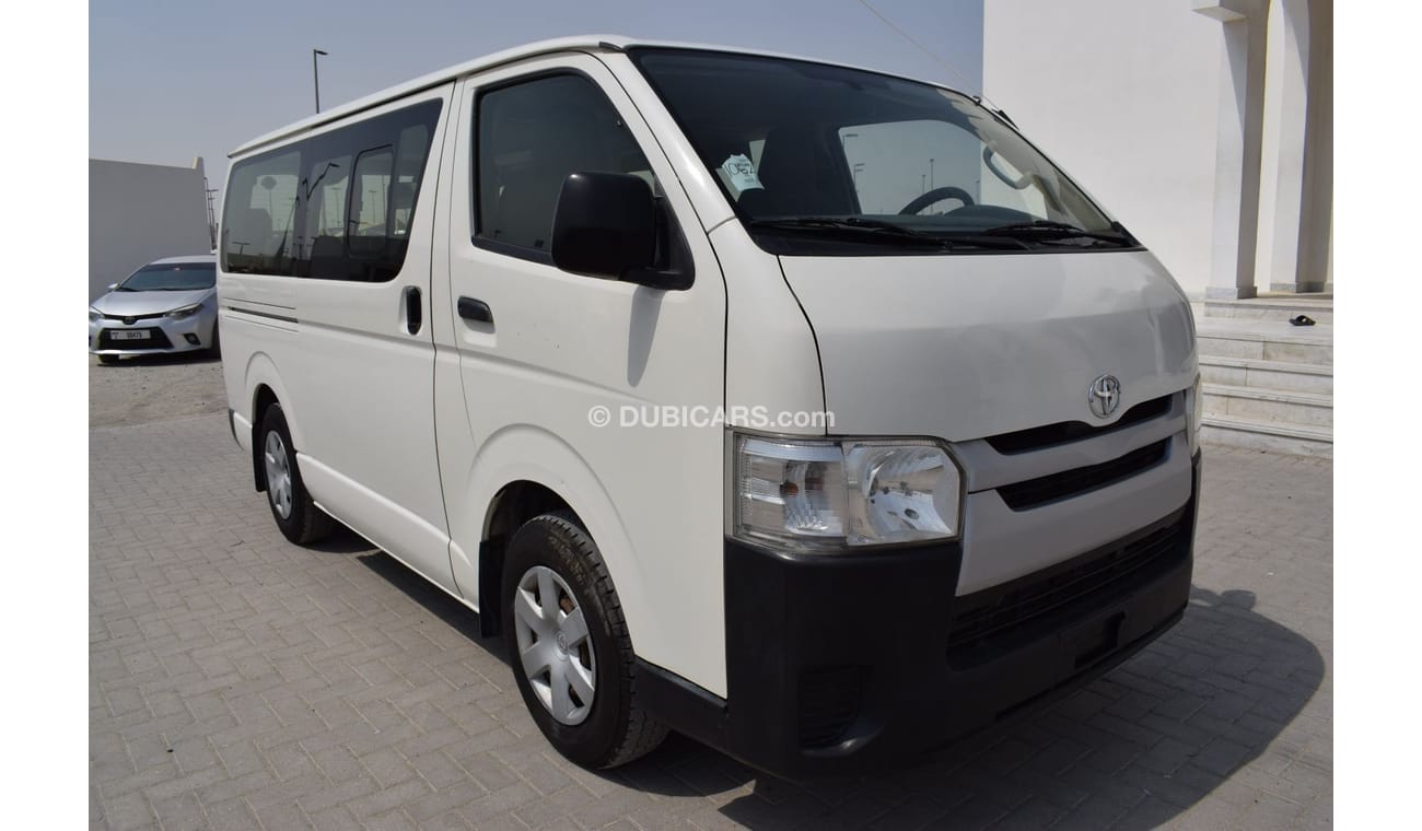 Toyota Hiace GL - Standard Roof Toyota Hiace Std roof 13 seater, Model:2016. Excellent condition