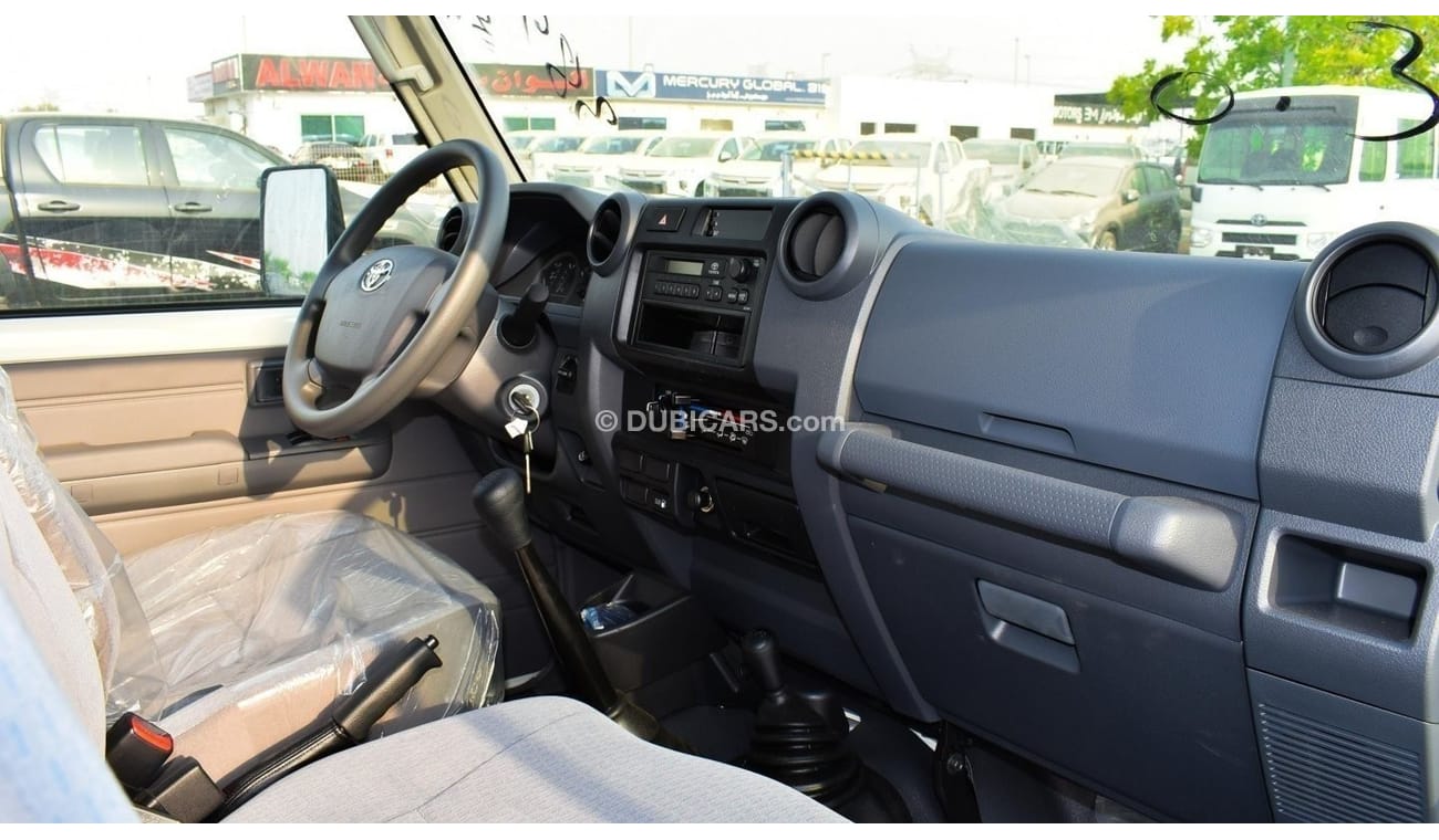 Toyota Land Cruiser Pick Up SC 4.2L Diesel V6 Single Cabin