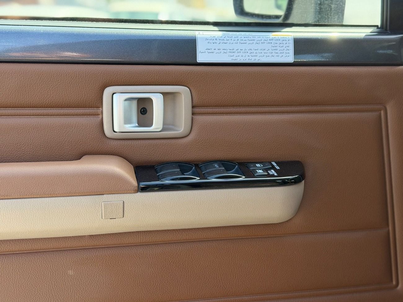 تويوتا لاند كروزر بيك آب