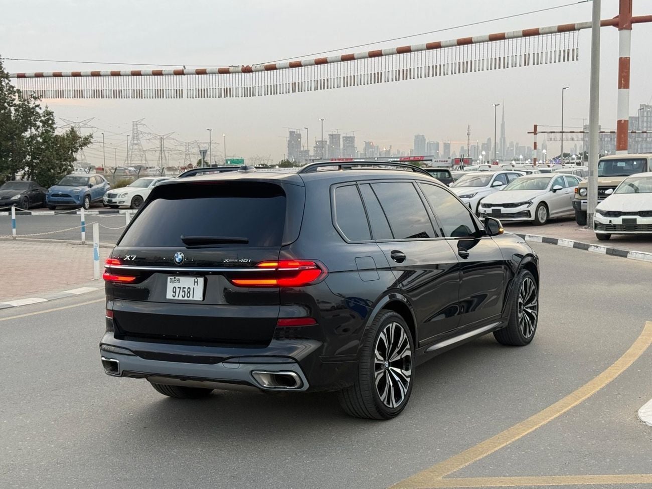 بي أم دبليو X7 XDRIVE40I M SPORT 3.0L