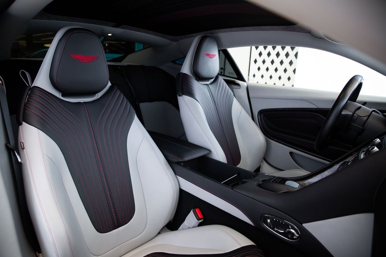 Aston Martin DB11 Std