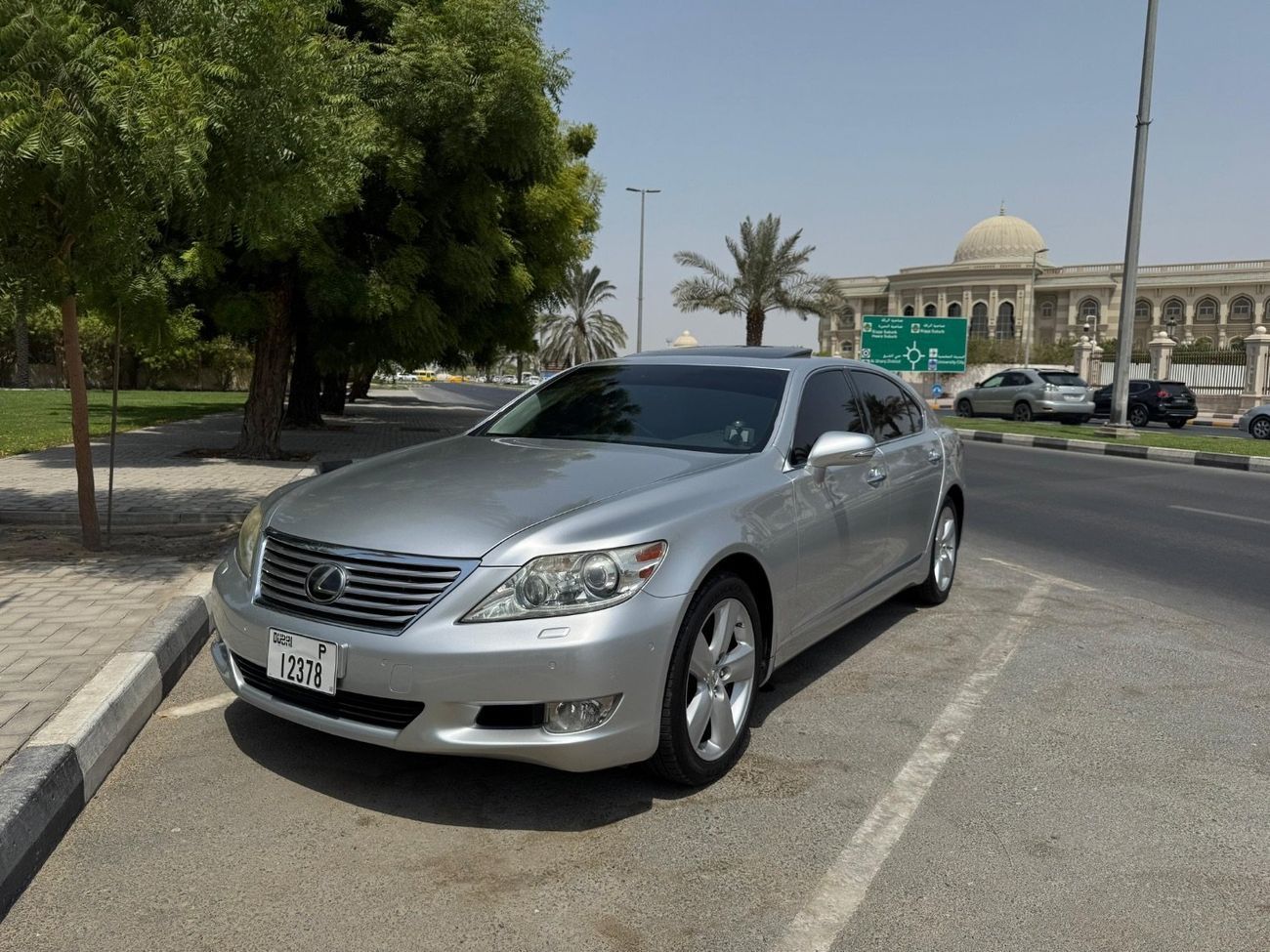 لكزس LS 460 L Titanium 4.6L