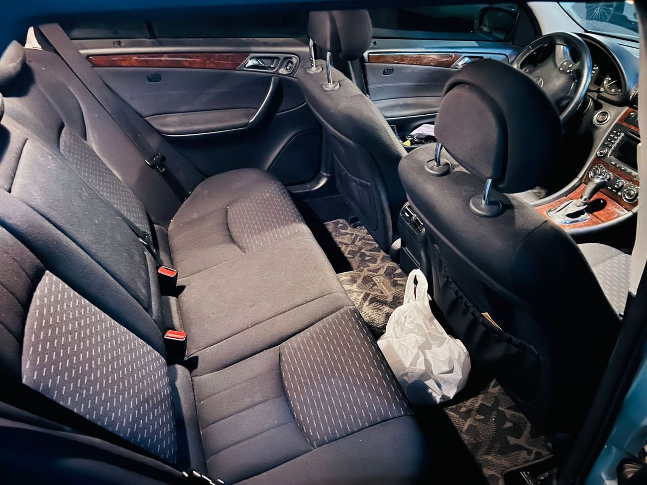 مرسيدس بنز 240 c240