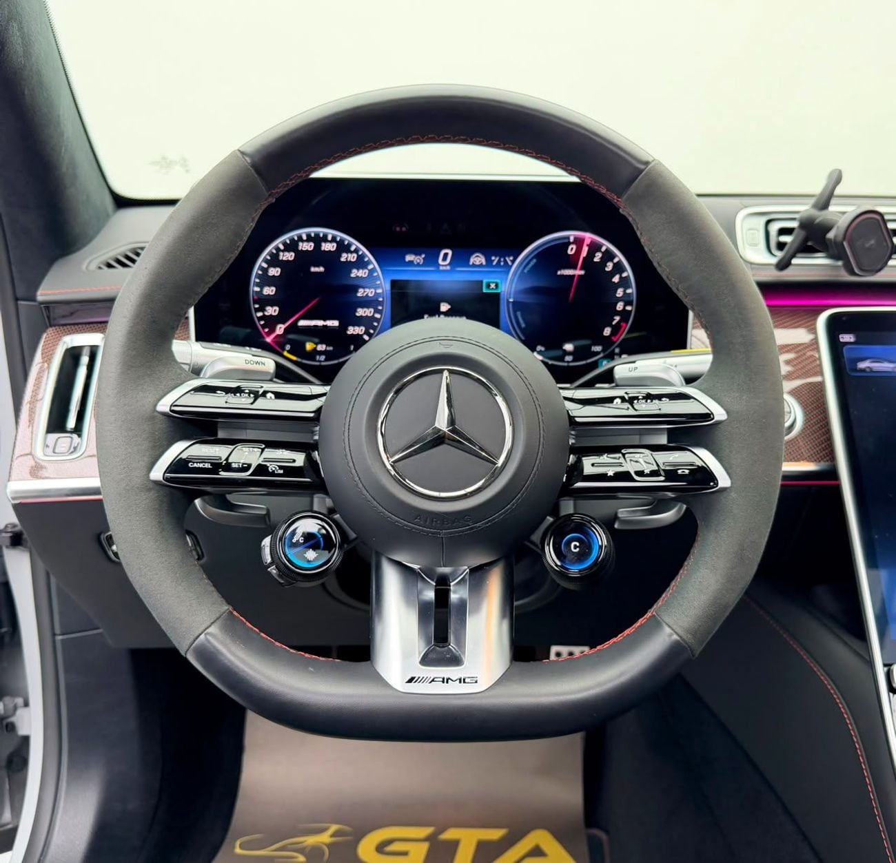 Mercedes Benz S63 AMG E PERFORMANCE EDITION 1