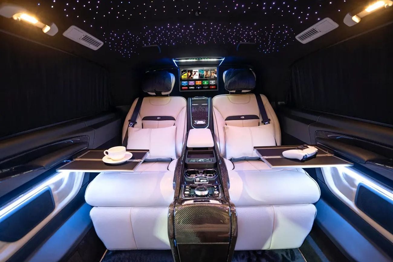 مرسيدس بنز V 300 NEW ARRIVAL 2026 MODEL VIP MERCEDES GCC V300 with ADDITIONAL REAR AC - 2 Years Warranty by VLINE