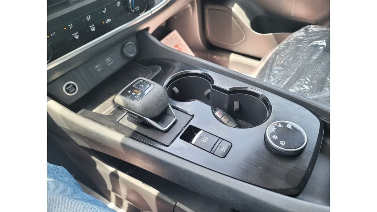 نيسان إكس تريل SV