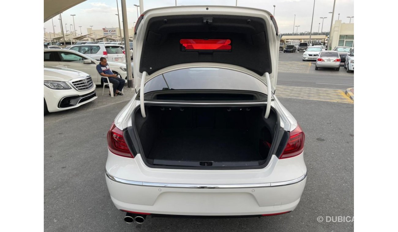 Volkswagen Passat CC Volkswagen Passat CC_Gcc_2013_Excellent Condition _Full option