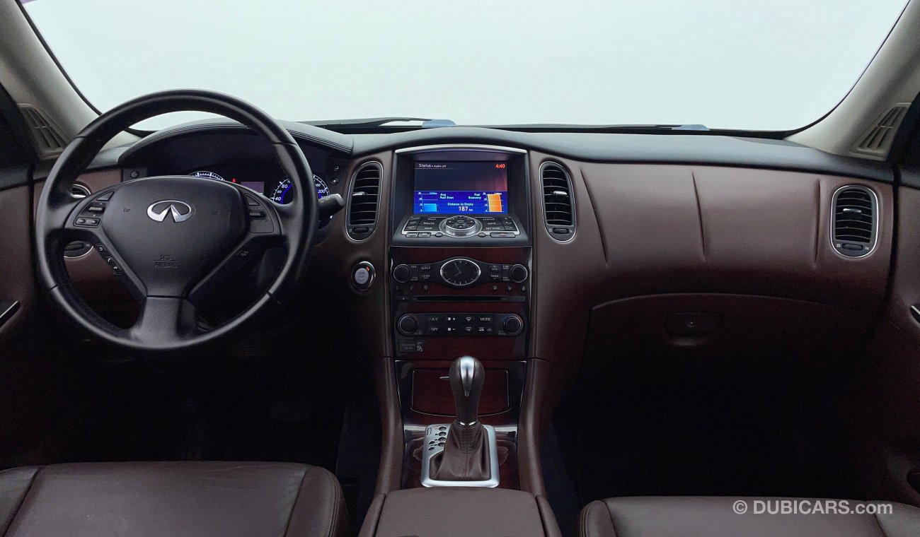 إنفينيتي QX50 Luxe 3700