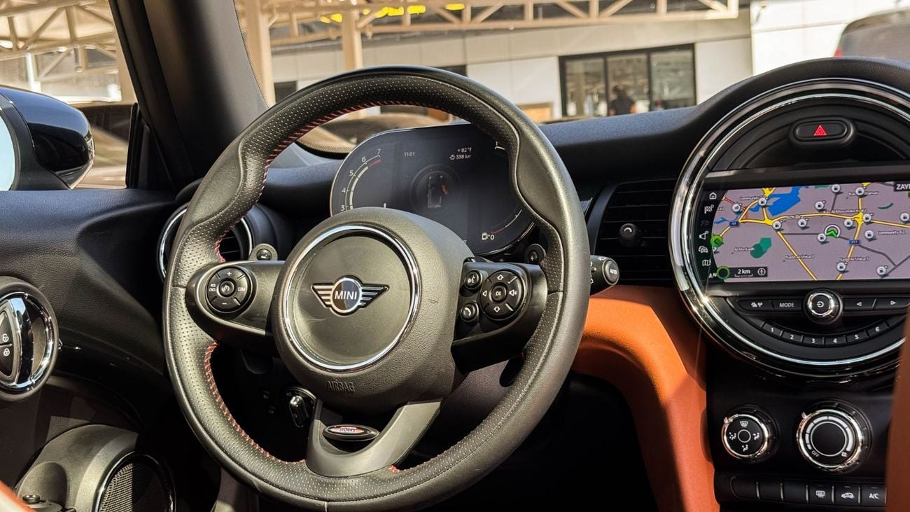 ميني كوبر إس JCW Kit 2022 Full Service History GCC Low Mileage 2.0L Turbo 4 Cylinders