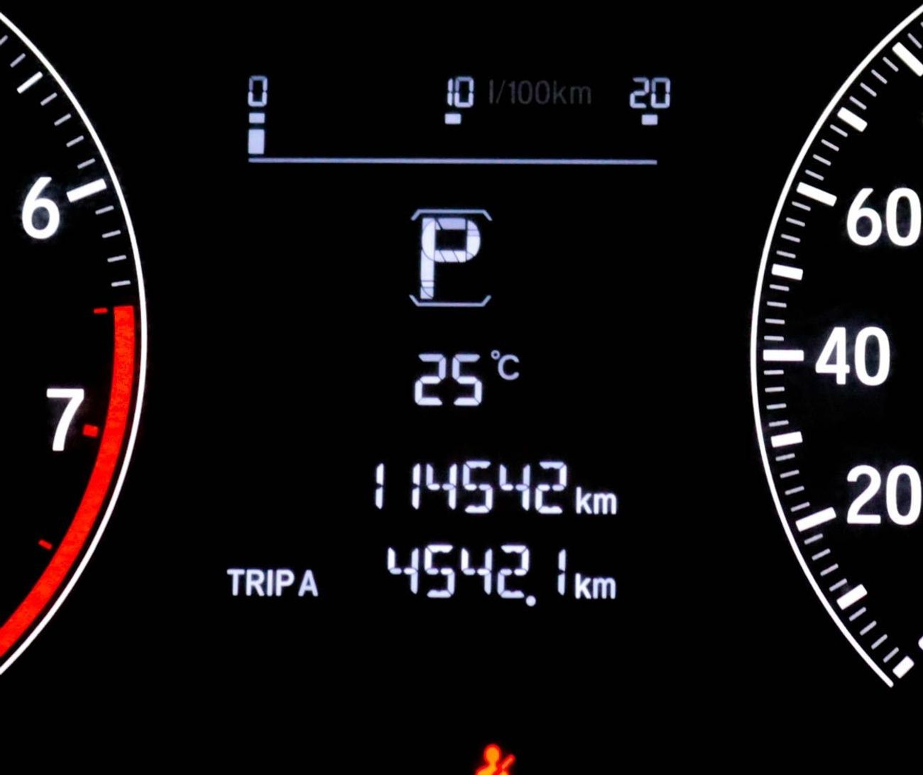 Honda Accord EX 1.5L Honda Accord 1.5L 2018 GCC accident-free in excellent condition  1046 pm