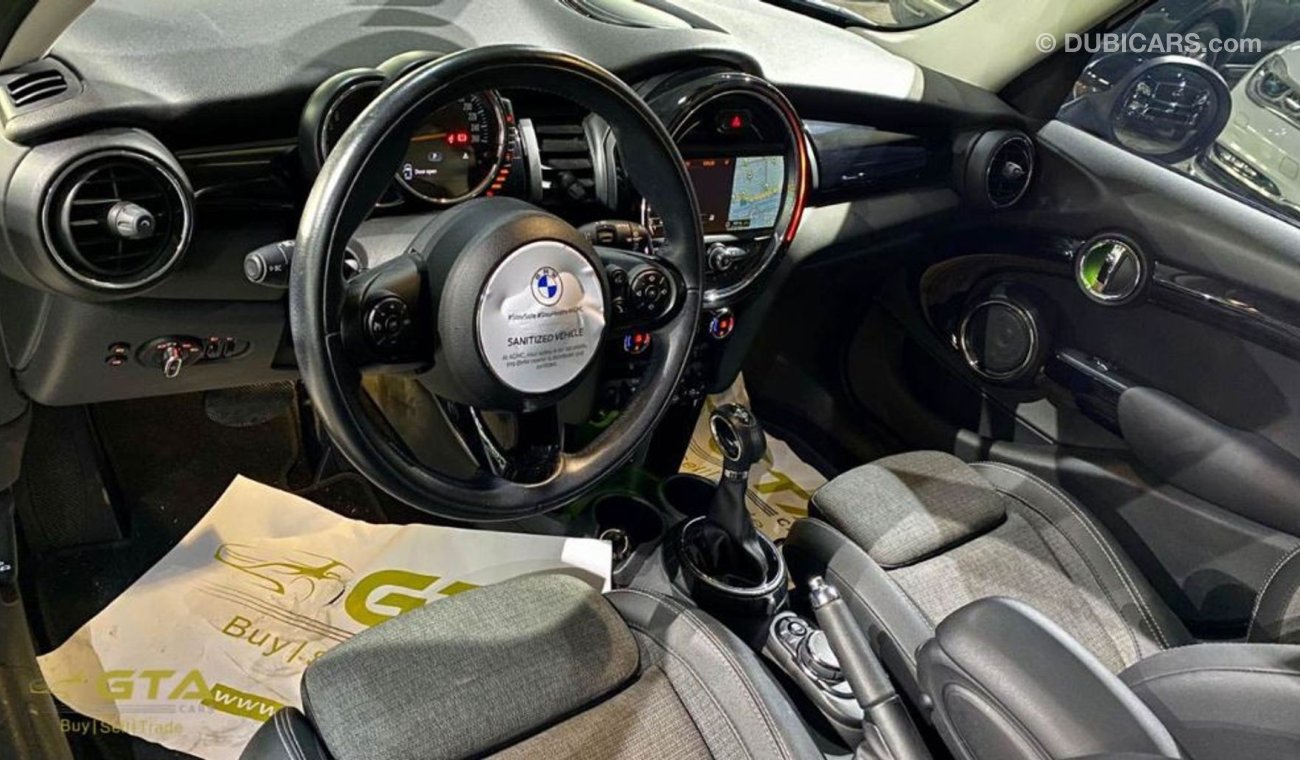 ميني كوبر 2015 Mini Cooper 4-Door, Warranty, Full Mini History, GCC, Low Kms