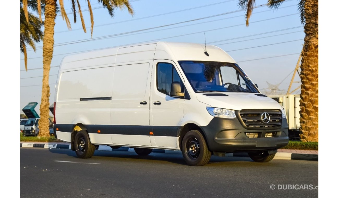 مرسيدس بنز سبرينتر MERCEDEZ SPRINTER 3.0L DIESEL 6cyl  2022 | 7-speed shift-able automatic | Rear wheel drive | Pre-col