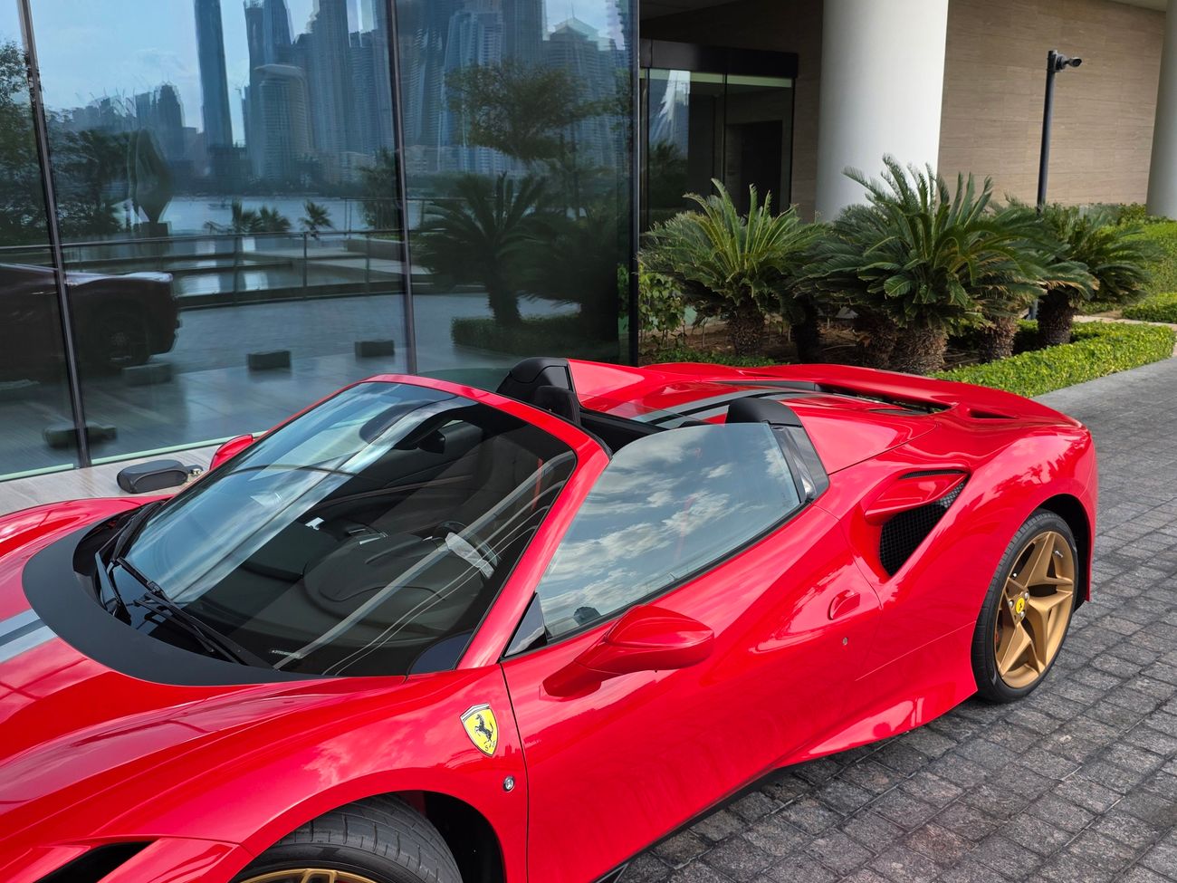 فيراري ف ٨ سبيدر