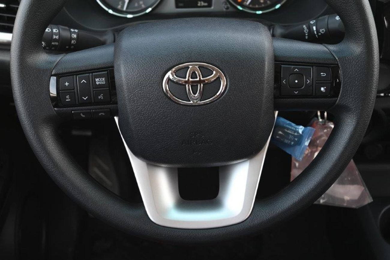 Toyota Hilux 2025 MODEL TOYOTA HILUX DOUBLE CAB PICKUP GLX 2.7L PETROL 4WD AUTOMAT