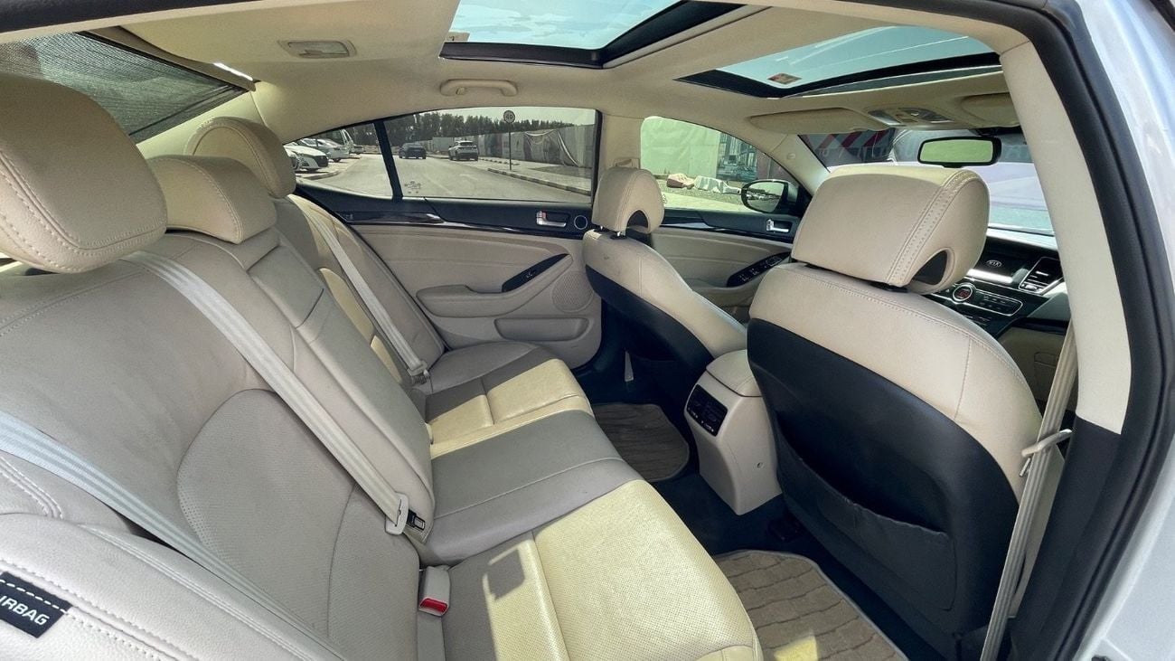 Kia Cadenza LX 3.3L Top,