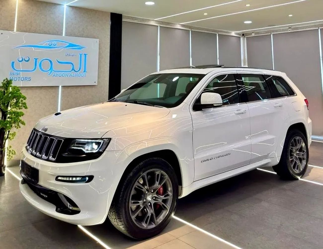 جيب جراند شيروكي SRT BEST SRT V8 || GCC || TOP OPTIONS || AMAZING CONDITION || RECENTLY SERVICED