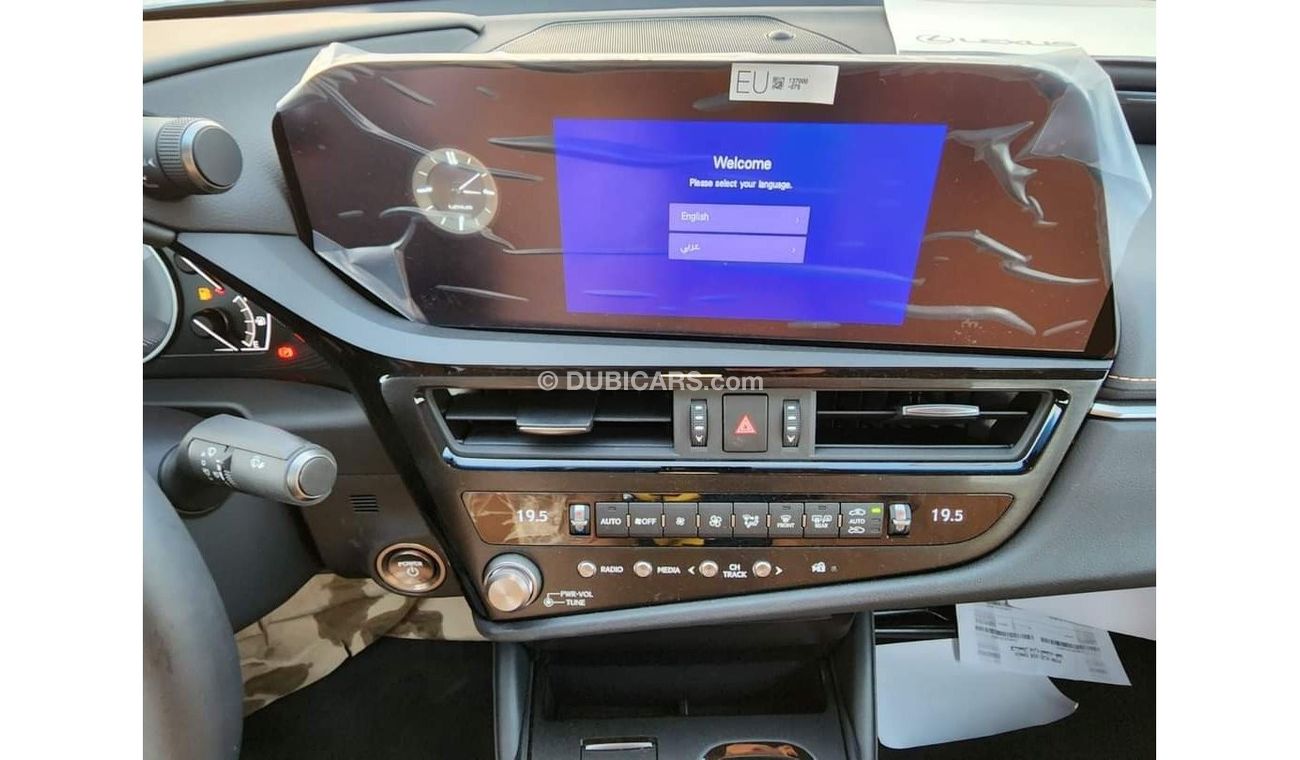 Lexus ES 300 LEXUS ES300 HYBRID 2.5L FWD 2023