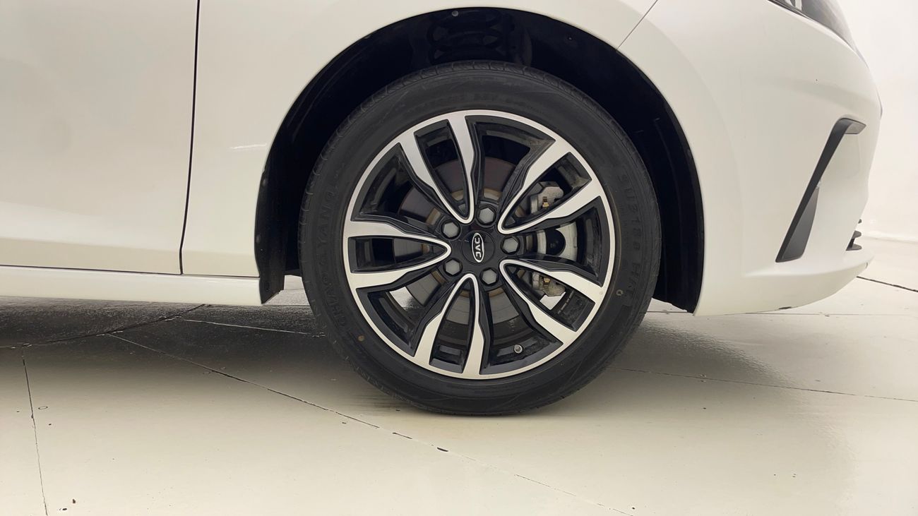 JAC J7 INTELLIGENT 1.5 | Zero Down Payment | Home Test Drive