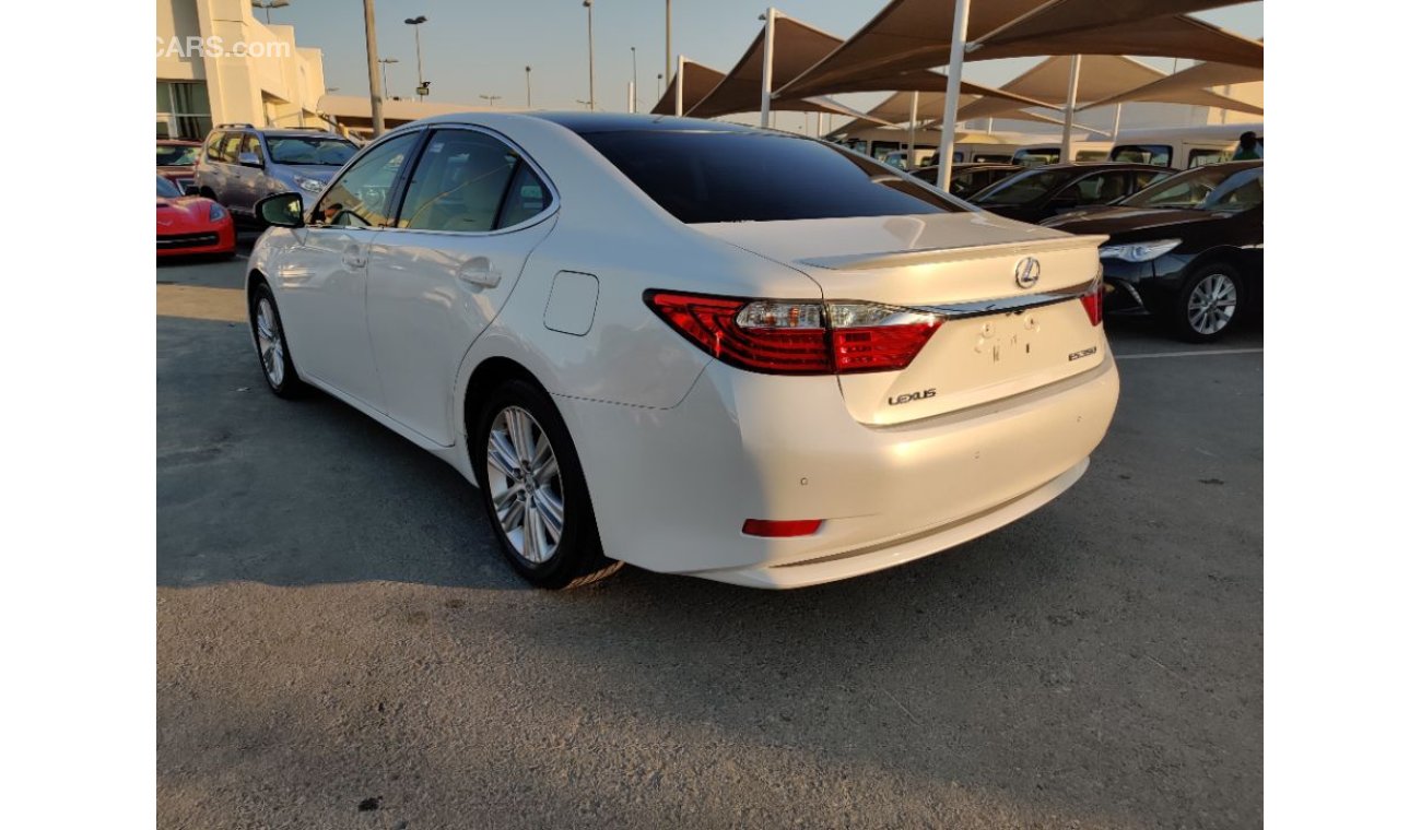 لكزس ES 350 2015 model GCC specs full options panorama roof navigation camera